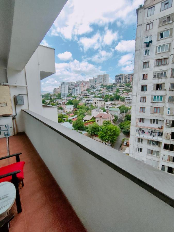 Tbilisi Apartment Tennis Court Exterior foto